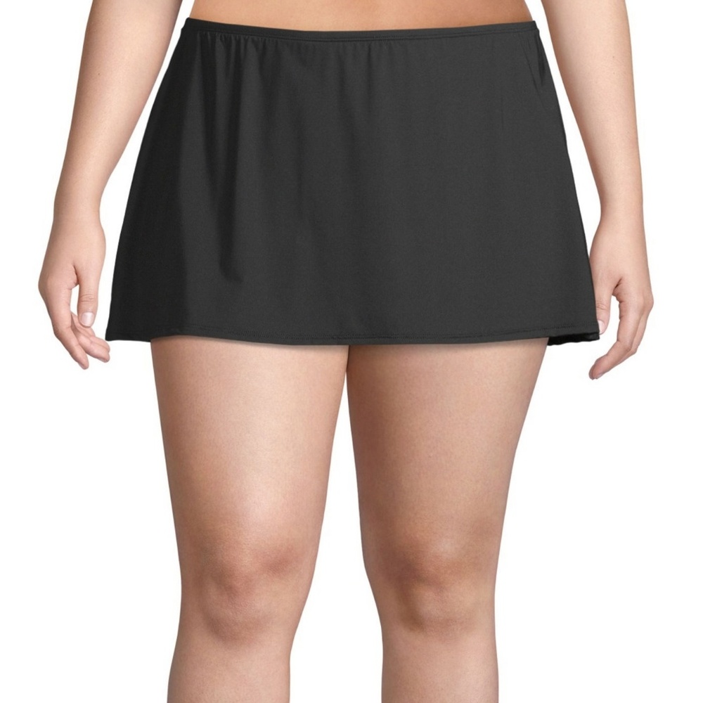 Liz Claiborne Plus black swimskirt